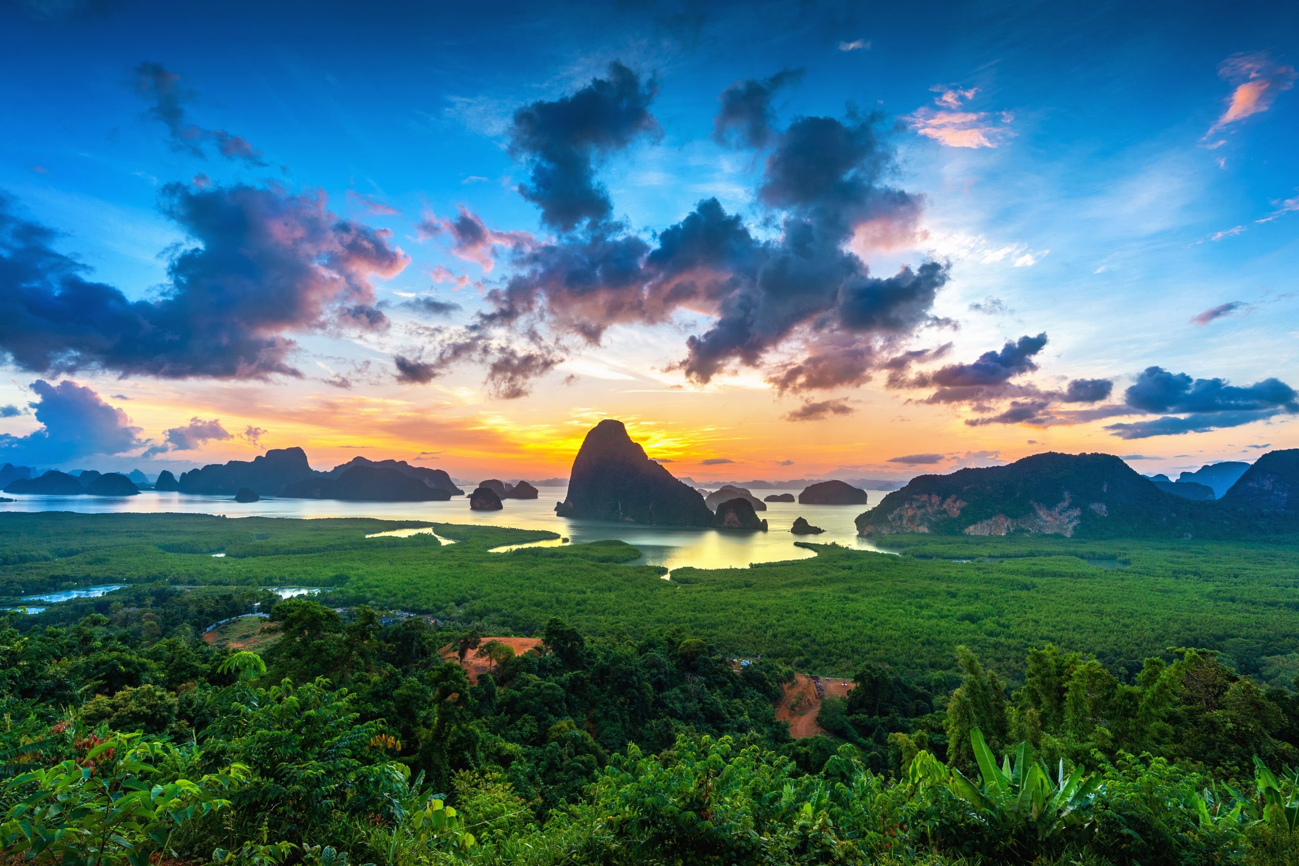 samet-nangshe-viewpoint-sunrise-phang-nga-thailand-scaled.jpg