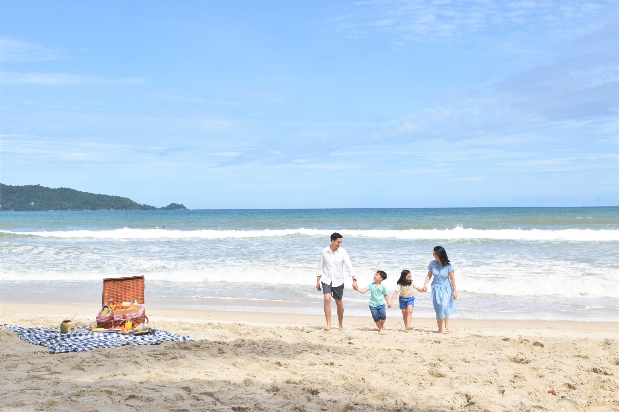 Four-Points-by-Sheraton-Puhket-Patong-Beach-Resort_Patong-Beach-1-scaled.jpg