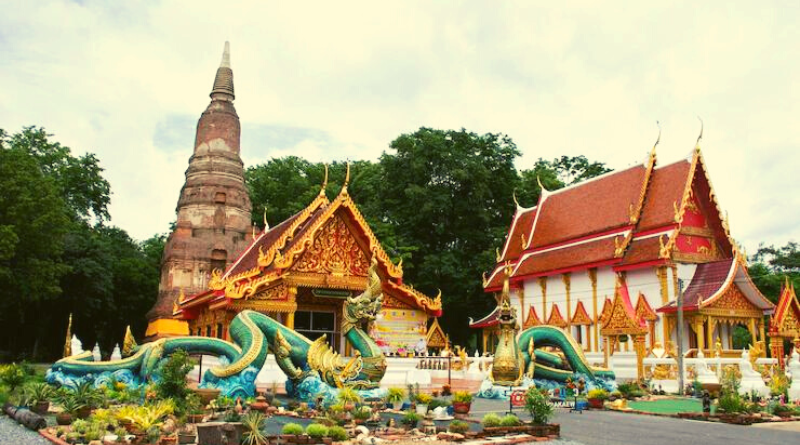 ancient-naga-antique-naka-statue-wat-phra-kaew-temple-thai-people-traveler-travel-visit-respect-praying-blessing-holy-mystery-worship-chainat-may-27-2020-chai-nat-thailand_258052-9496.png