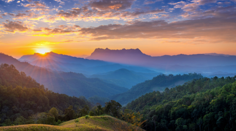 doi-luang-chiang-dao-mountains-sunrise-chiang-mai-thailand.png
